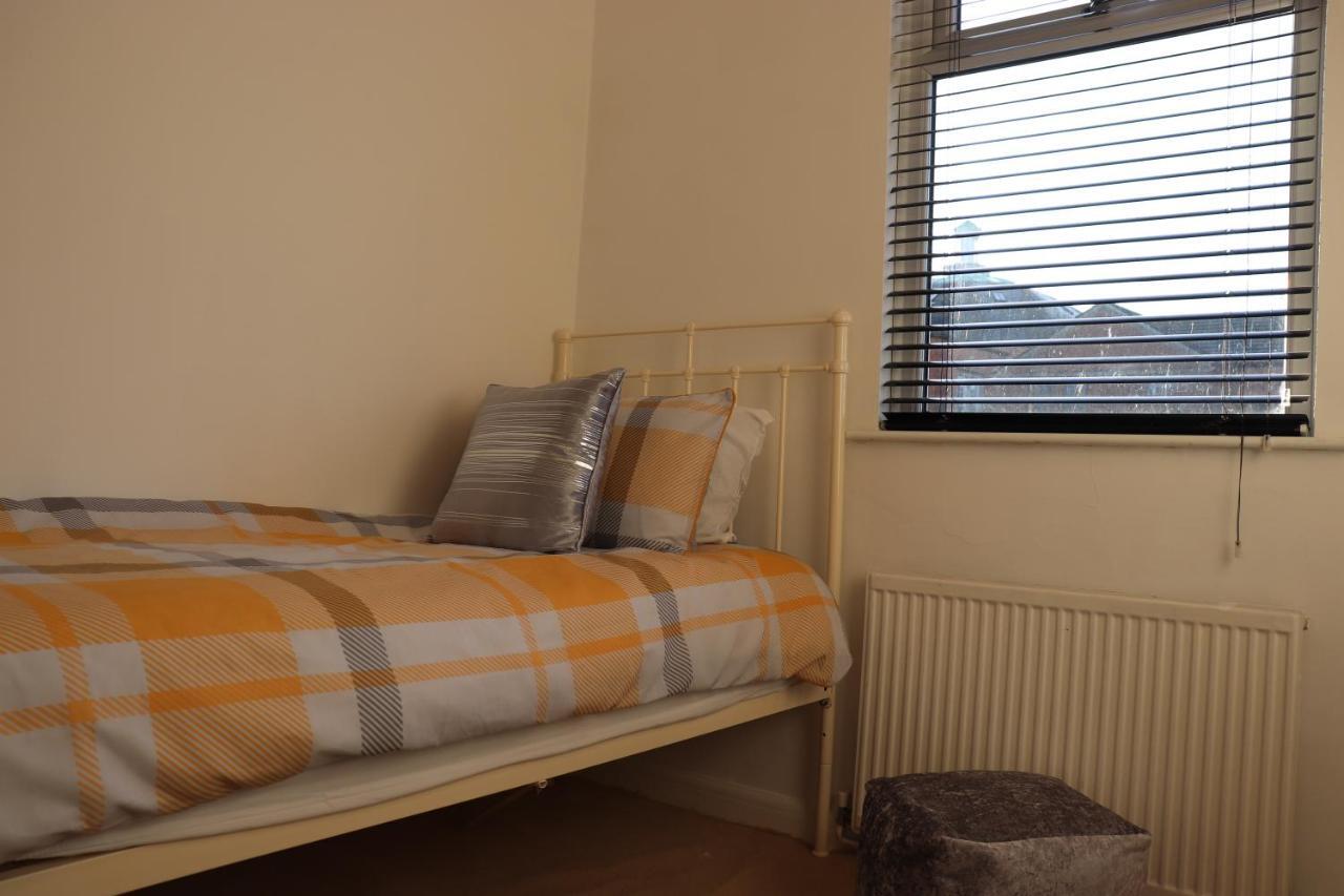The Nook Villa Northampton Dış mekan fotoğraf